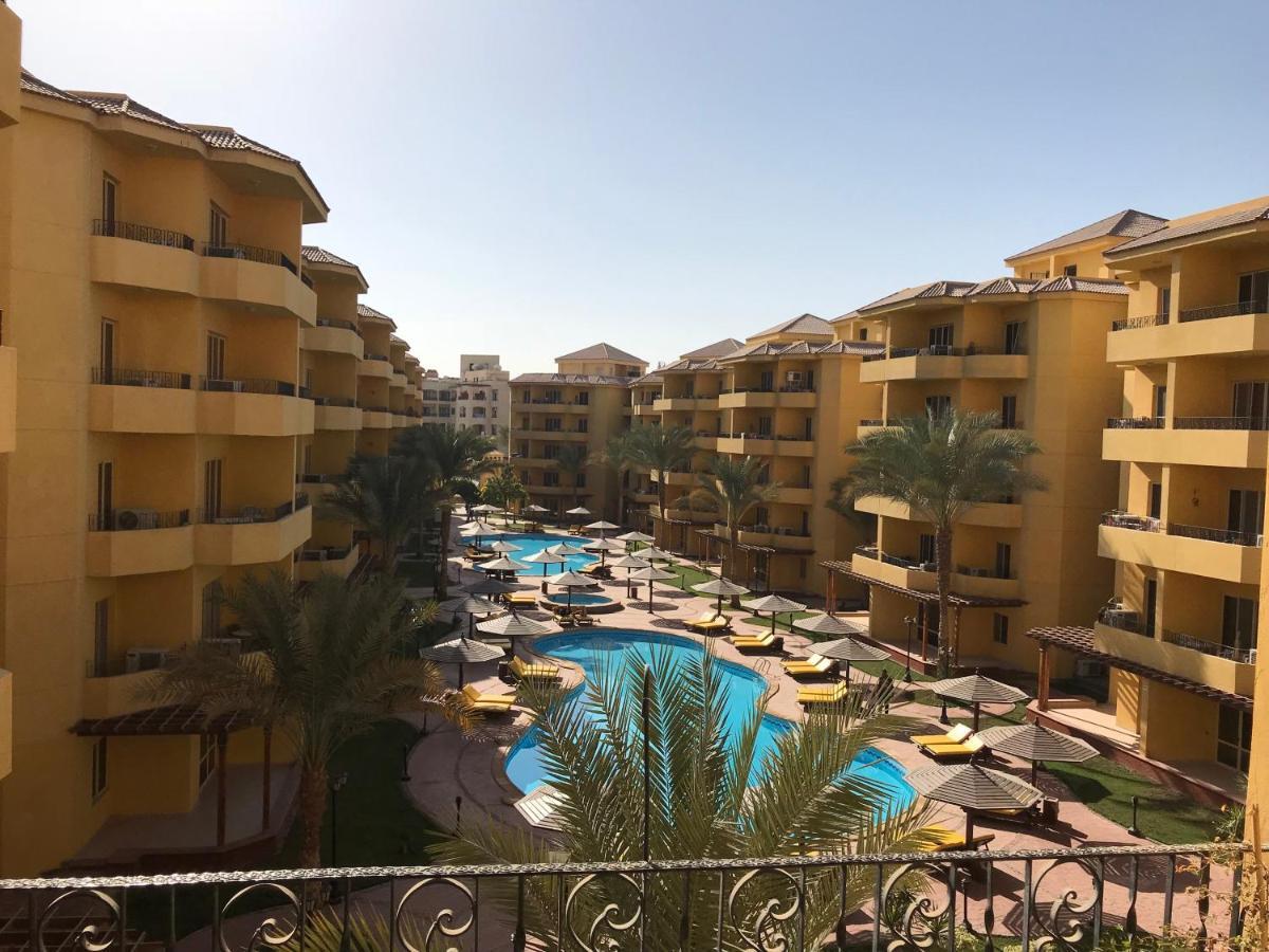 Pool View Apartments At British Resort - Unit 15 Hurghada Room photo