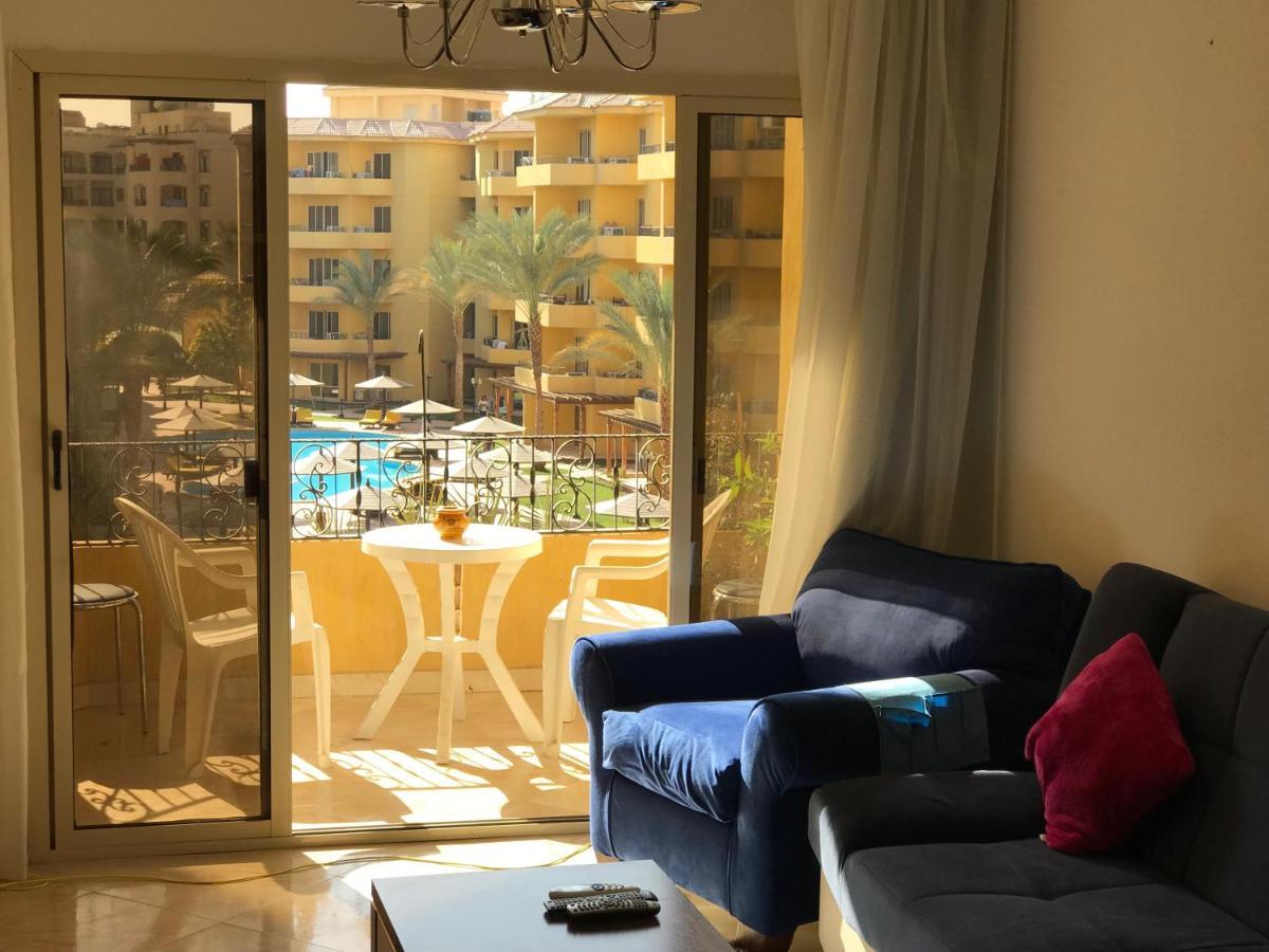 Pool View Apartments At British Resort - Unit 15 Hurghada Room photo